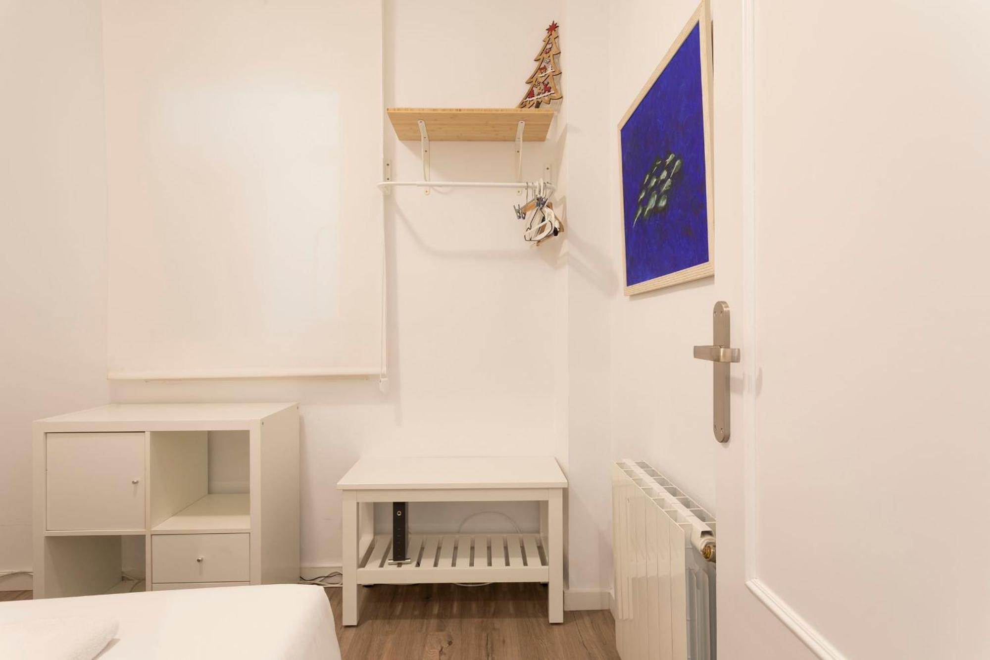 Cozy Apartment Near Fira Gran Via With Ac 略夫雷加特河畔奥斯皮塔莱特 外观 照片
